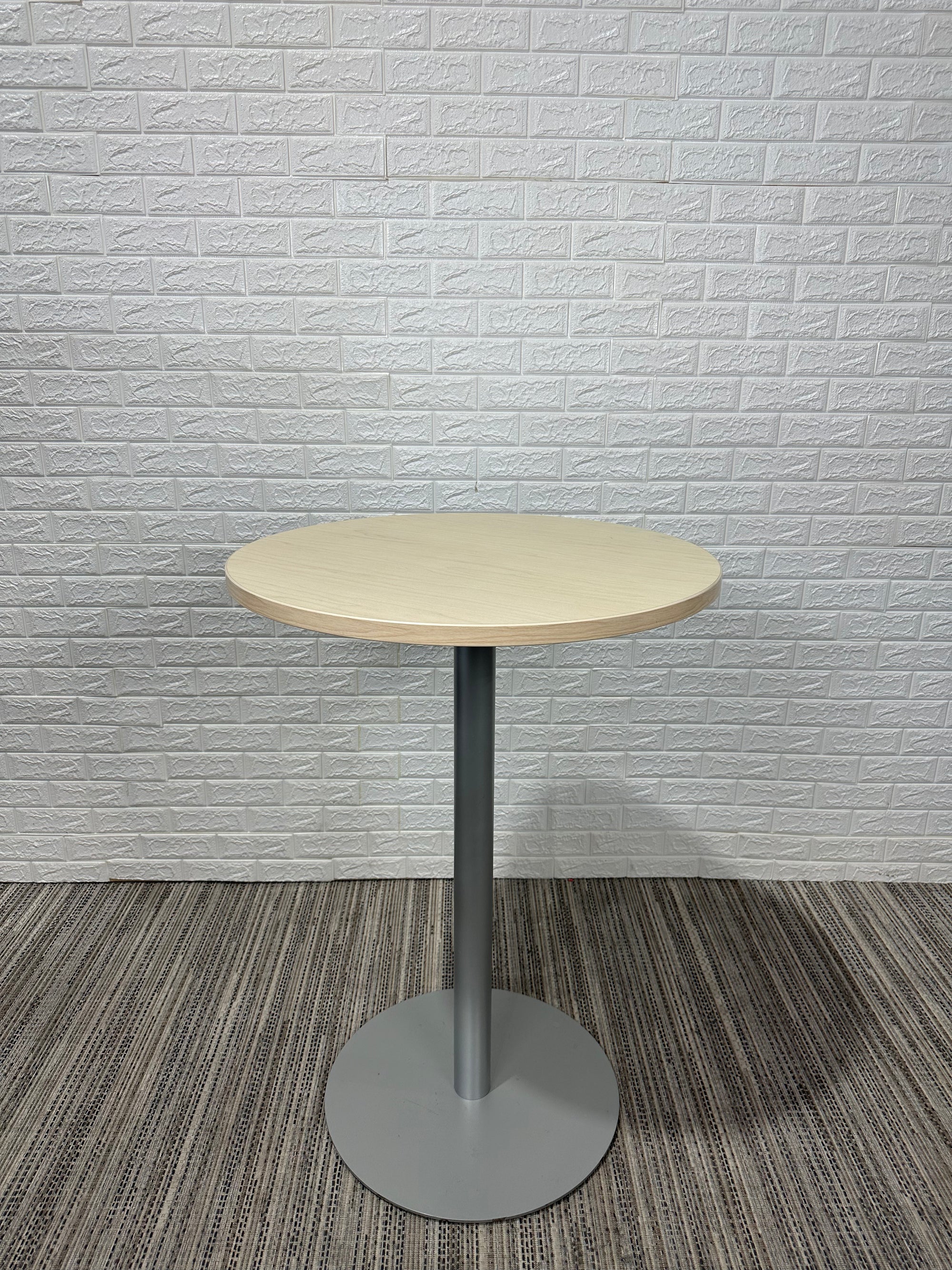 Pre-Owned Bar Height Cafe Table - Duckys Office Furniture