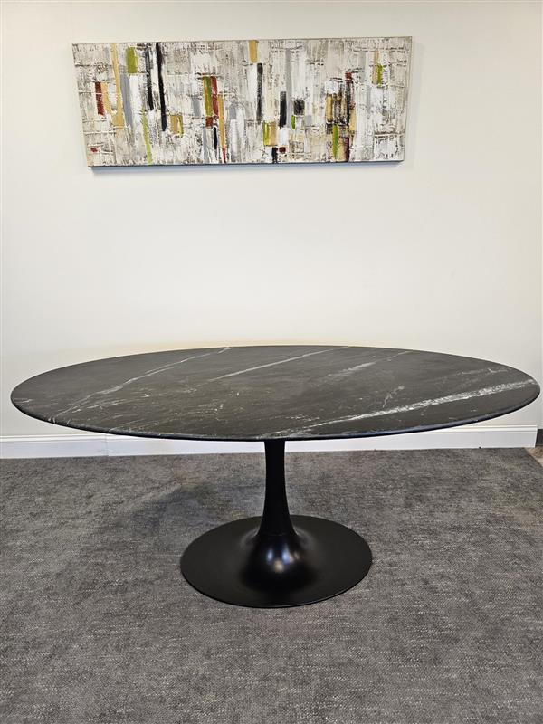 Pre-Owned Tulip Oval Pedestal Dining Table - Duckys Office Furniture