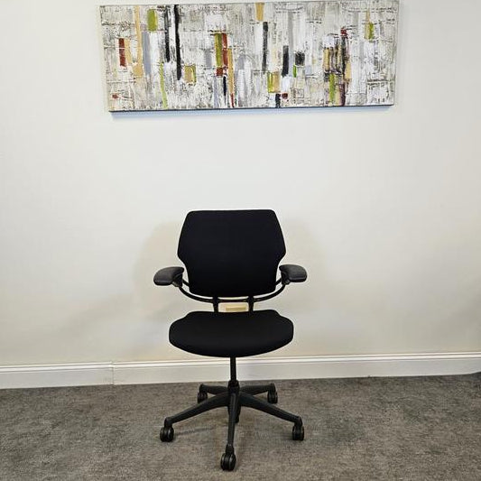 Pre-Owned Humanscale Freedom Chair - Duckys Office Furniture
