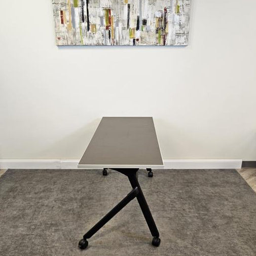 Pre-Owned Small Break Room Table - Duckys Office Furniture