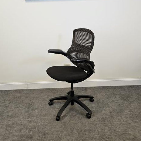 Pre-Owned Knoll Generation Task Chair - Duckys Office Furniture