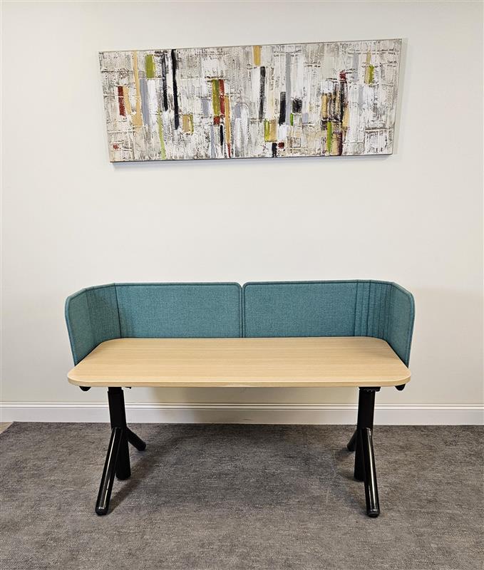 Pre-Owned Steelcase Height Adjustable table