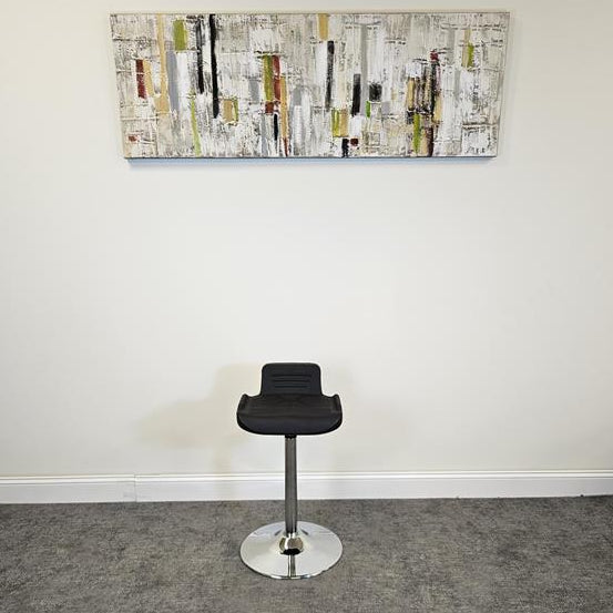 Pre-Owned Milagon Tasq Standing Support Task Stool - Duckys Office Furniture