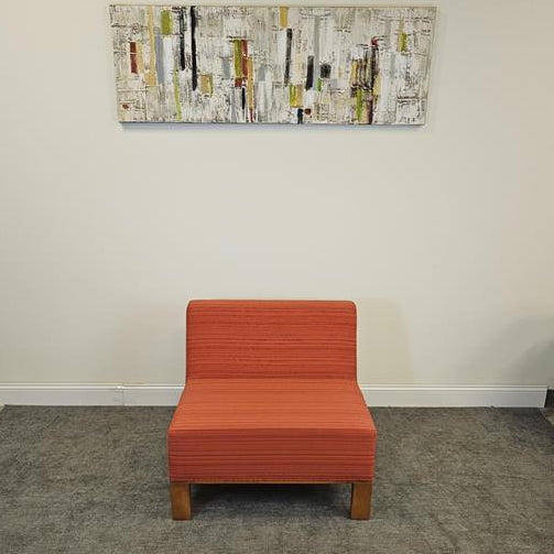 Pre-Owned Bernhardt Lounge Chairs - Duckys Office Furniture