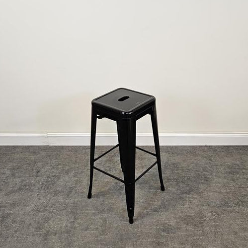 Pre-Owned Black Metal Stool - Duckys Office Furniture