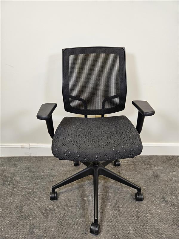 Pre-Owned Sit-On-It Task Chair