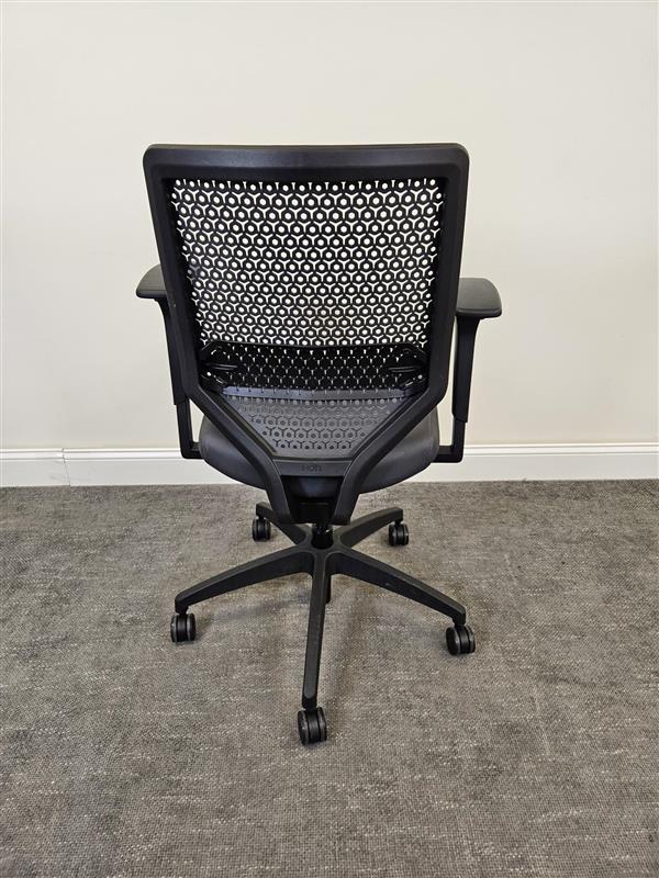 Pre-Owned Hon Solve Task Chair