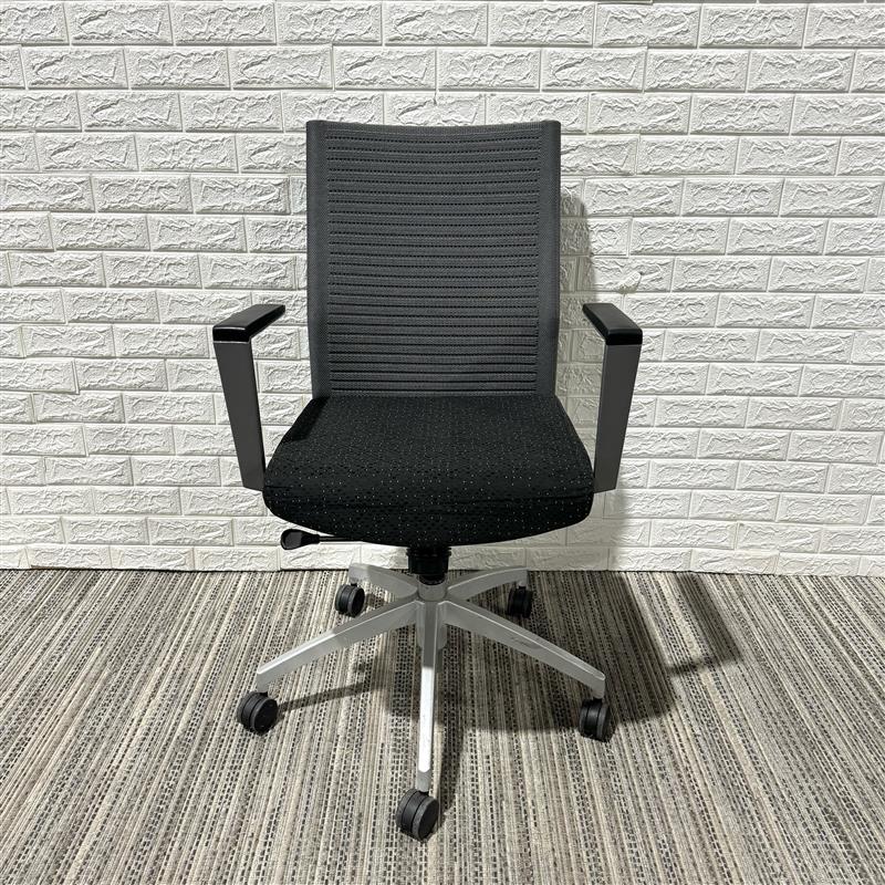 Pre-Owned Gray SitOnIt Sona Chair