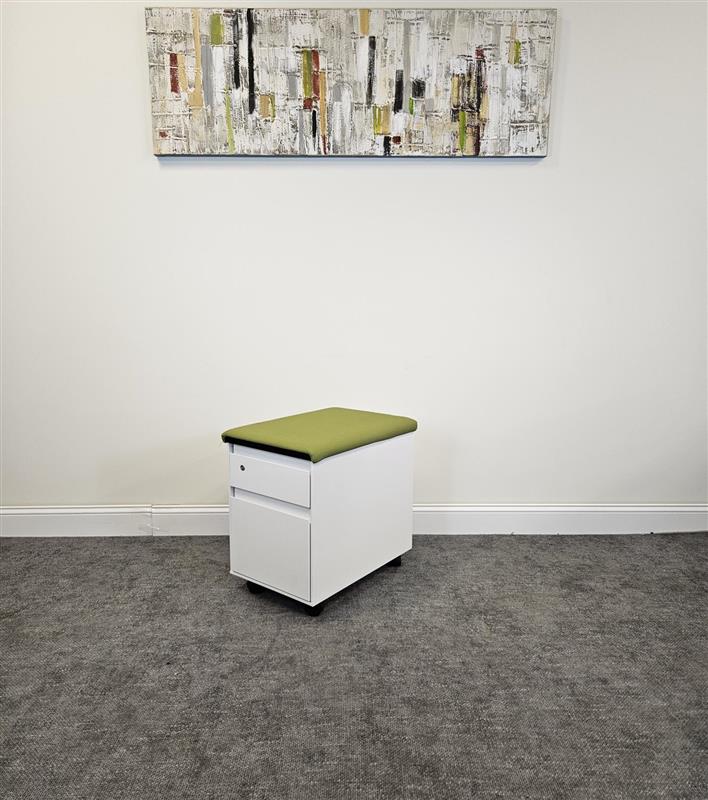 Pre-Owned White Pedestal With Green Cushion - Duckys Office Furniture