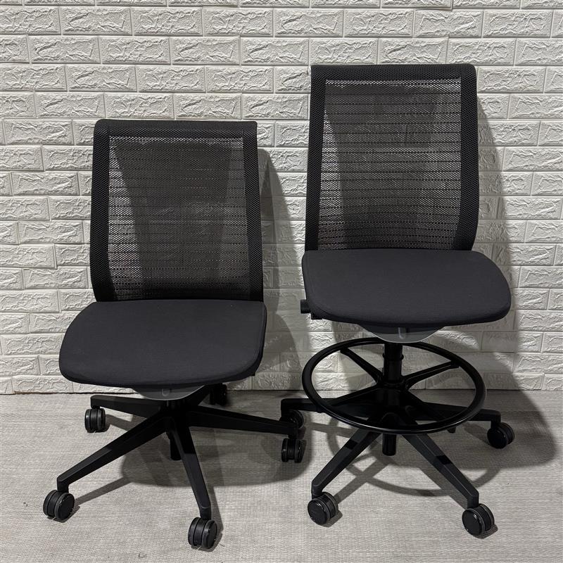 Pre-Owned Steelcase Armless Think Chair