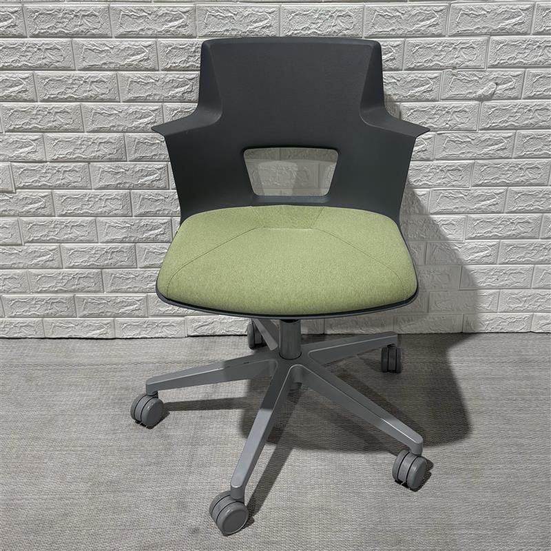 [NEW, LIMITED INVENTORY IN STOCK] Steelcase Turnstone Task Chair