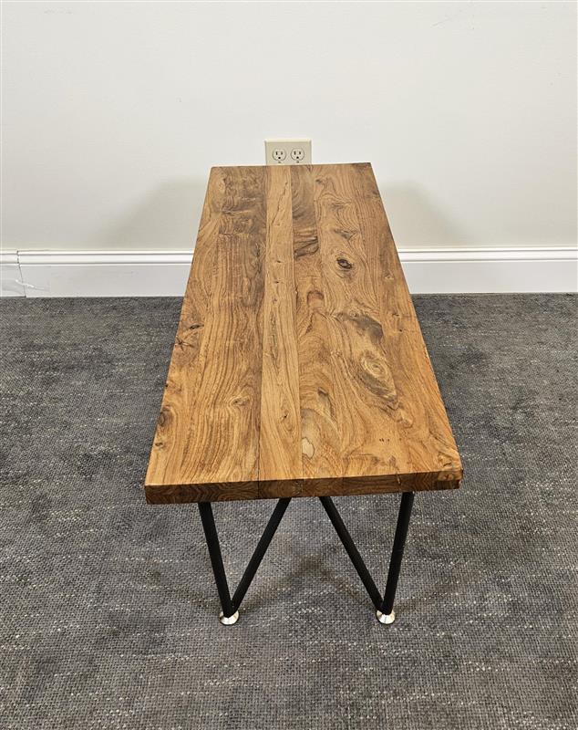 Pre-Owned Wood Dinning Table W/Metal Legs and Set of 4 Bench Seats