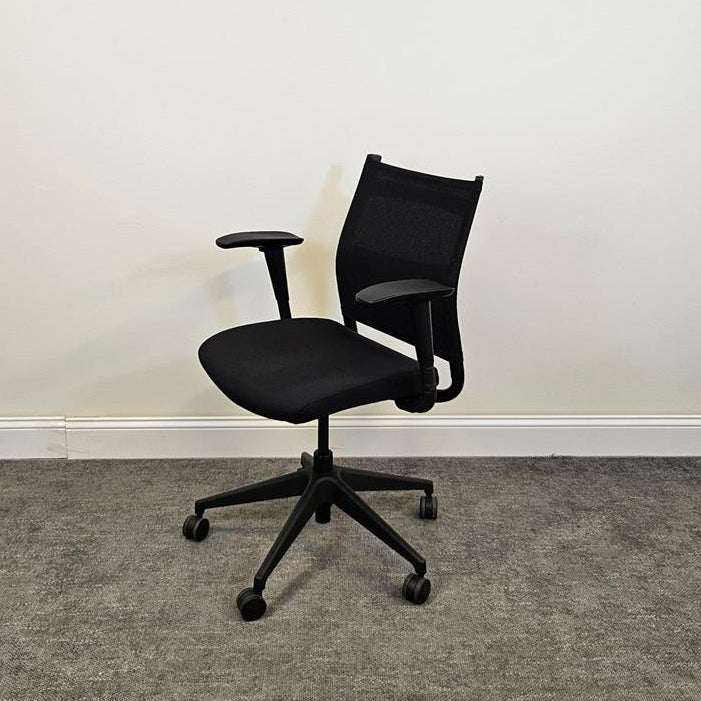 Pre-Owned Sit-On-It Wit Task Chair