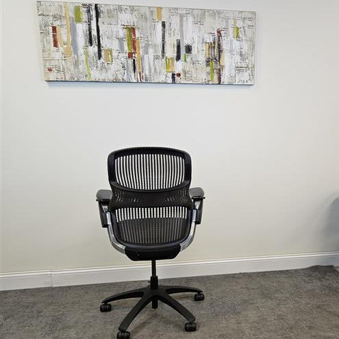 Pre-Owned Knoll Generation Task Chair - Duckys Office Furniture