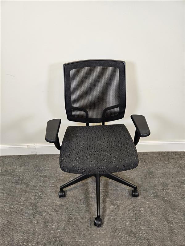 Pre-Owned Sit-On-It Task Chair