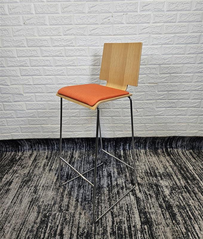 Pre-Owned Wire Barstools & Counter stools stylish Plywood seat Comfort Upholstery