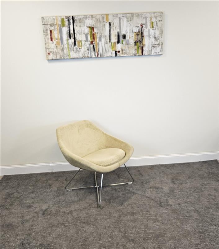 Pre-Owned Light Yellow Lounge Chairs - Duckys Office Furniture