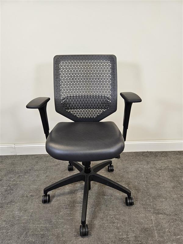 Pre-Owned Hon Solve Task Chair