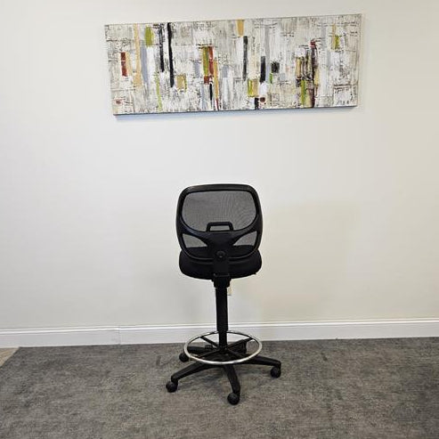 Pre-Owned Aremless Stool - Duckys Office Furniture