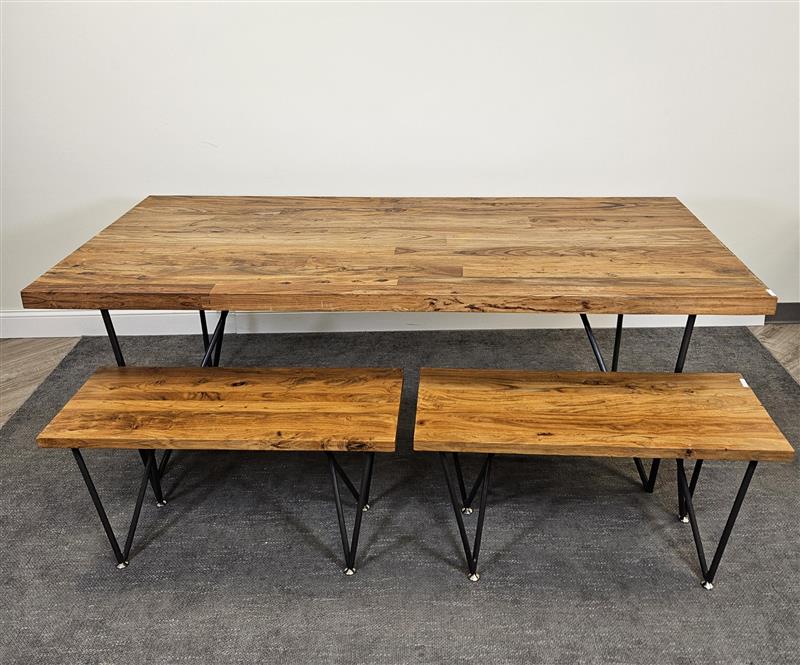 Pre-Owned Wood Dinning Table W/Metal Legs and Set of 4 Bench Seats