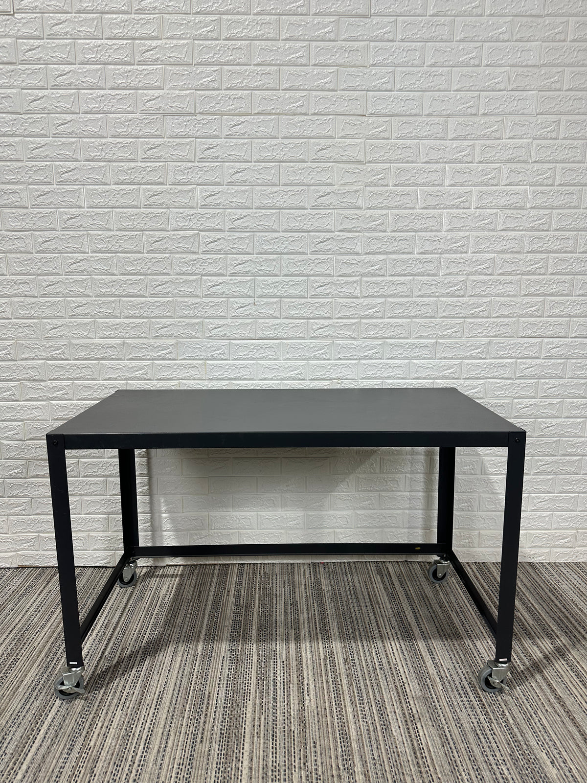 Pre-Owned Small Metal Rolling Cart - Duckys Office Furniture