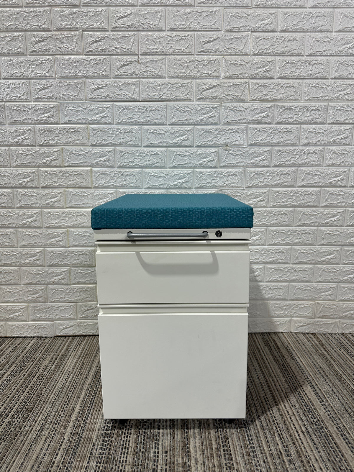 Pre-Owned Blue Pedestals - Duckys Office Furniture