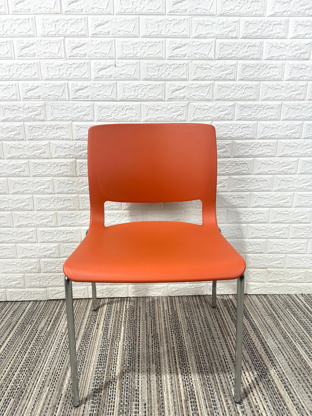 Pre-Owned Mandarin Stacking Chair - Duckys Office Furniture