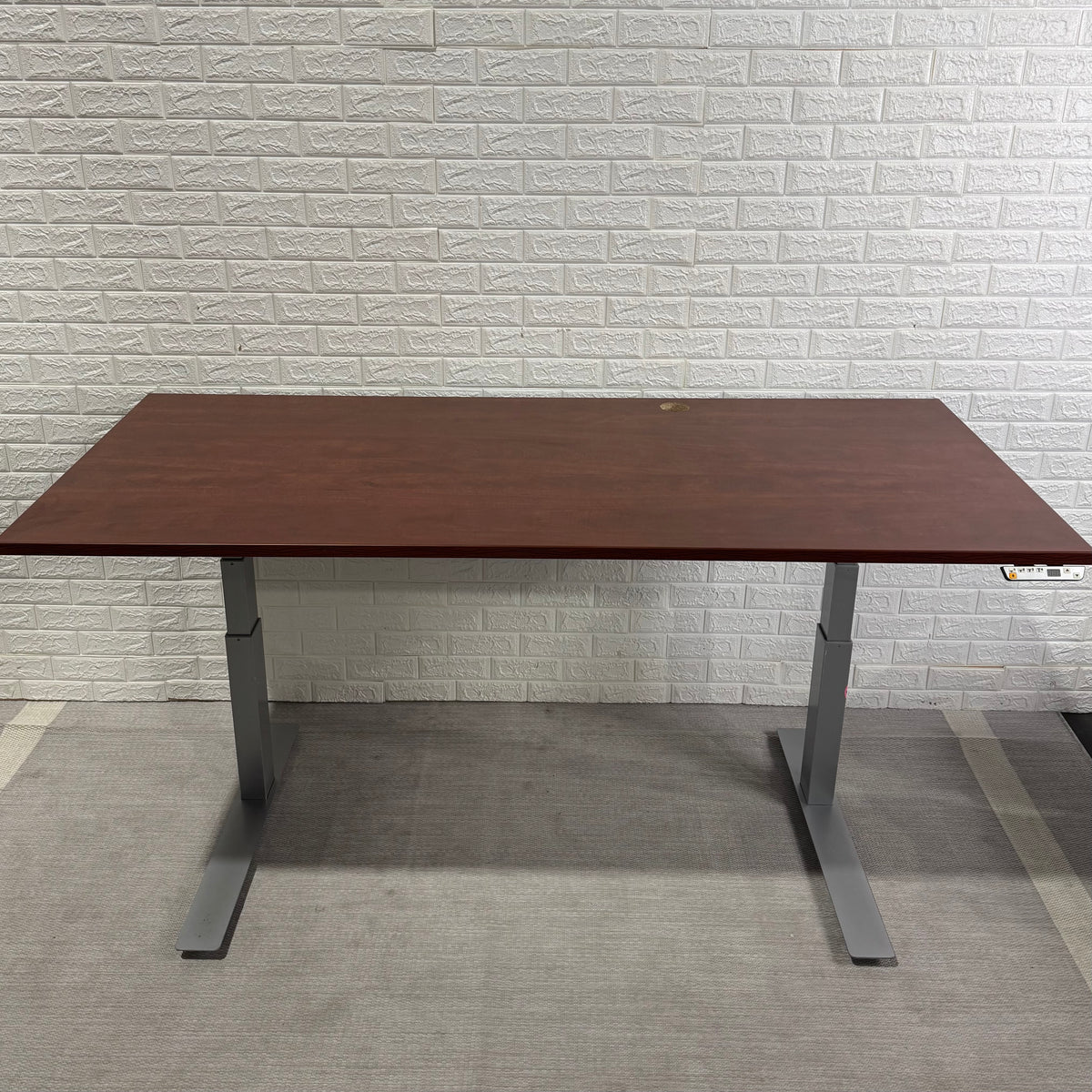 Pre-Owned Cherry Adjustable Desk
