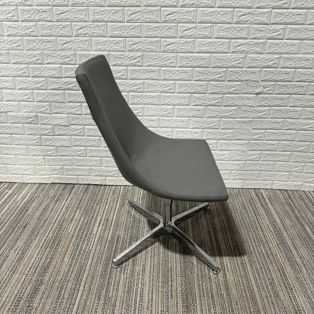 Pre-Owned Grey Lounge Seat - Duckys Office Furniture