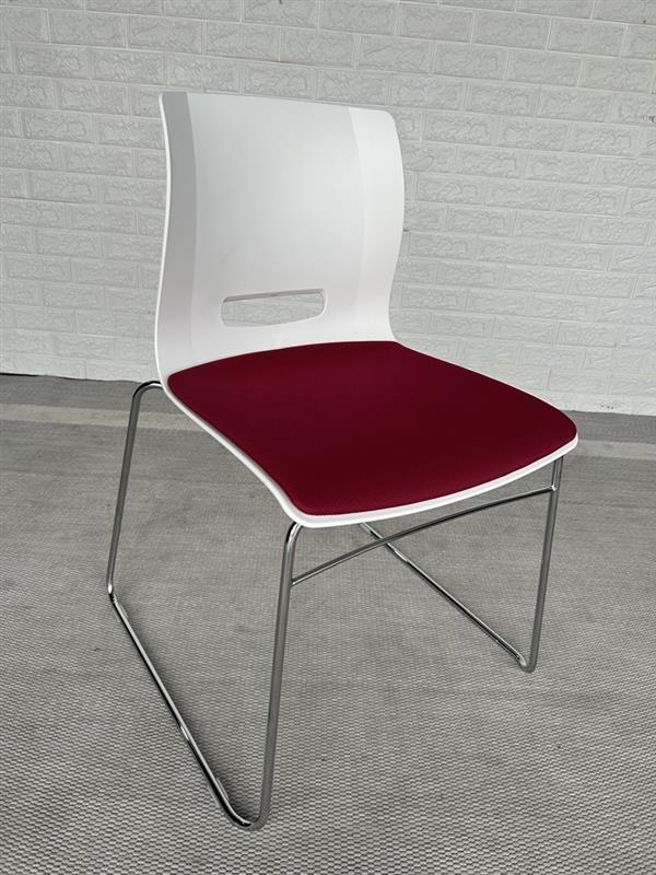 Pre-Owned Allermuir Casper Monoshell Stacking Chair - Duckys Office Furniture