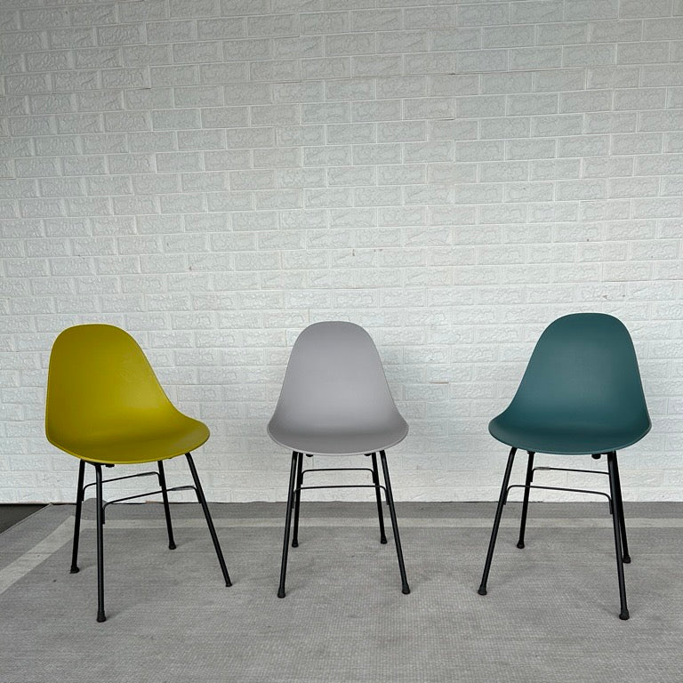 Pre-Owned Egg Shell Chairs - Duckys Office Furniture