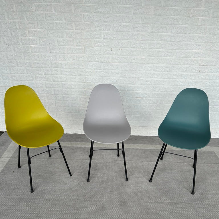 Pre-Owned Egg Shell Chairs - Duckys Office Furniture