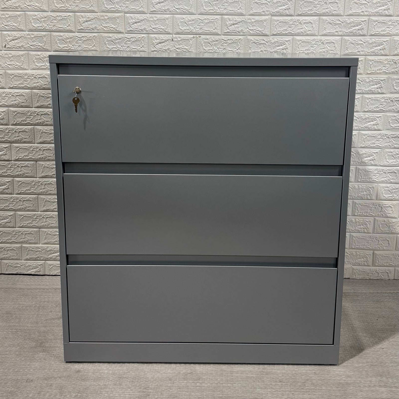 Pre-Owned Steelcase 3 Drawer Lateral File - Duckys Office Furniture