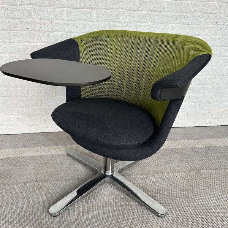 Pre-Owned Steelcase Green/Grey Chair with Table - Duckys Office Furniture
