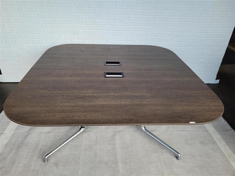 Pre-Owned Steelcase Coalesse Conference Table - Duckys Office Furniture