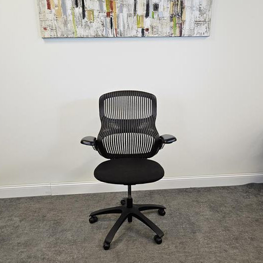 Pre-Owned Knoll Generation Task Chair - Duckys Office Furniture