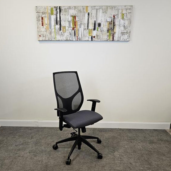 Pre-Owned 9to5 Task Chairs - Duckys Office Furniture