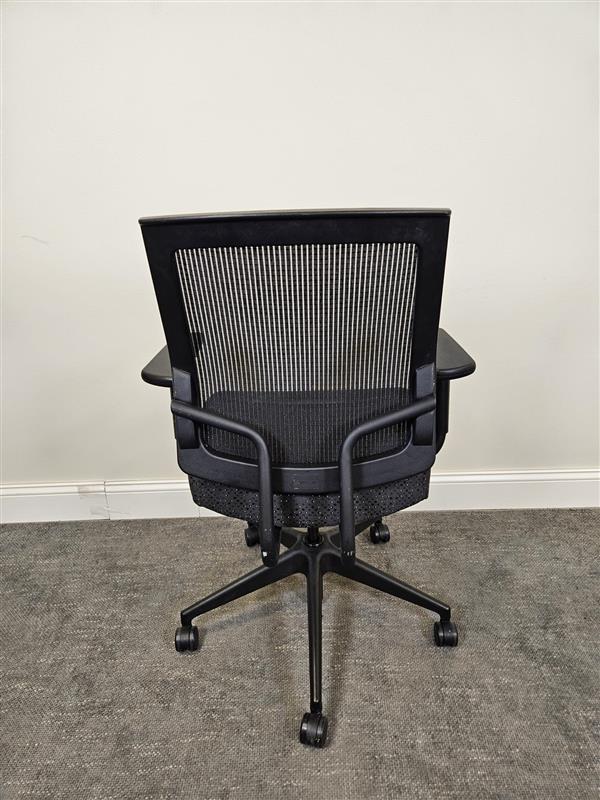 Pre-Owned Sit-On-It Task Chair