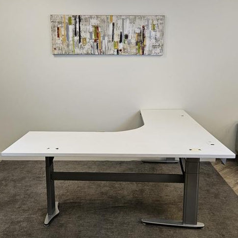 Pre-Owned L-Height Adjuistable Table - Duckys Office Furniture