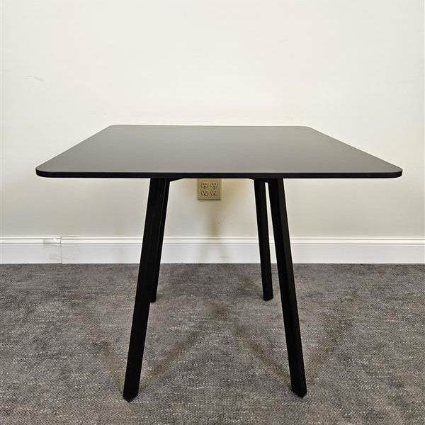 Pre-Owned Square Black Top Table with Black Metal Legs