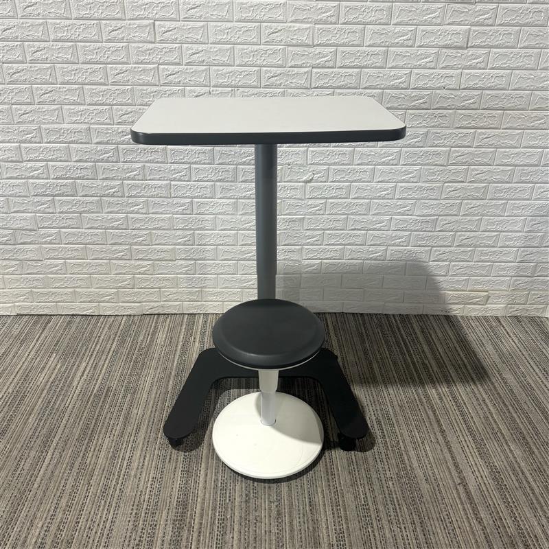 Pre-Owned Hon Roll Call Lectern and Revel Fidget Stool Set