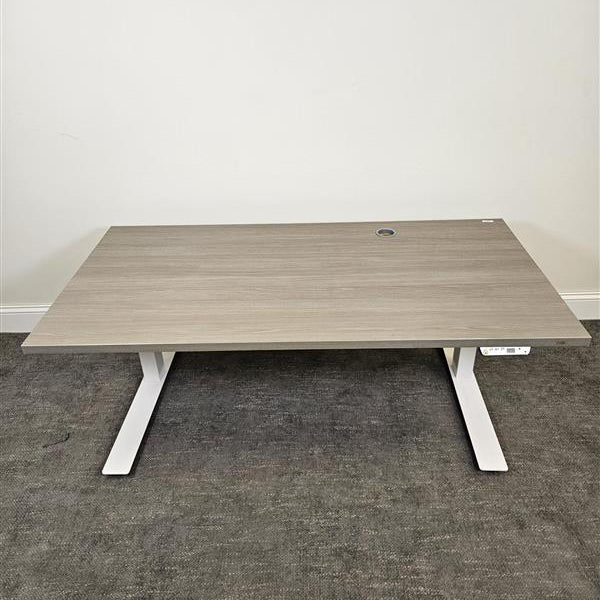 Pre-Owned Knoll-Hat Height Adjustable Table