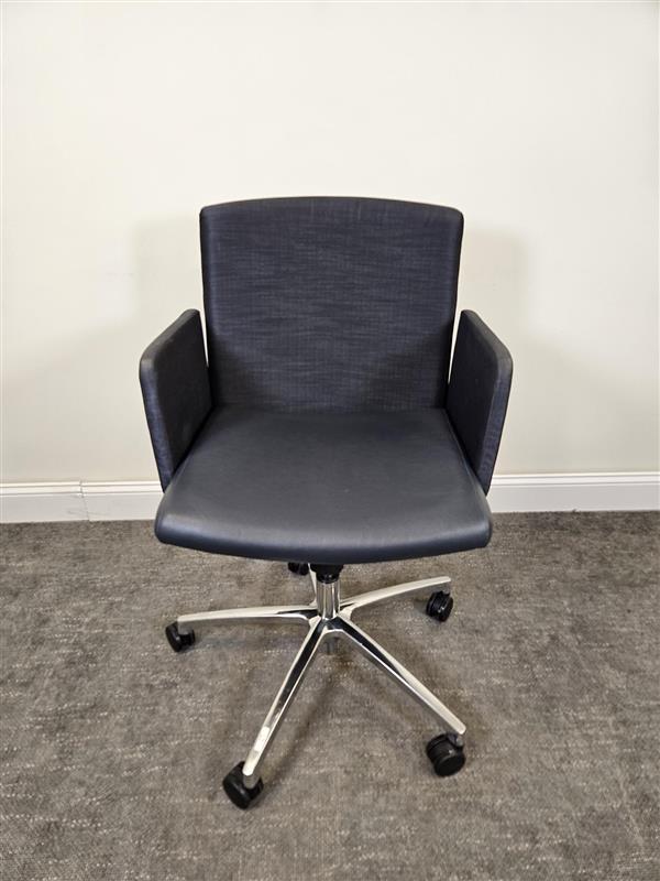 Pre-Owned Conference Chair