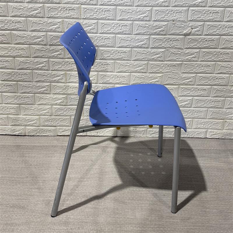 Pre-Owned Keilhauer Also Armless Stacking Chair - Duckys Office Furniture